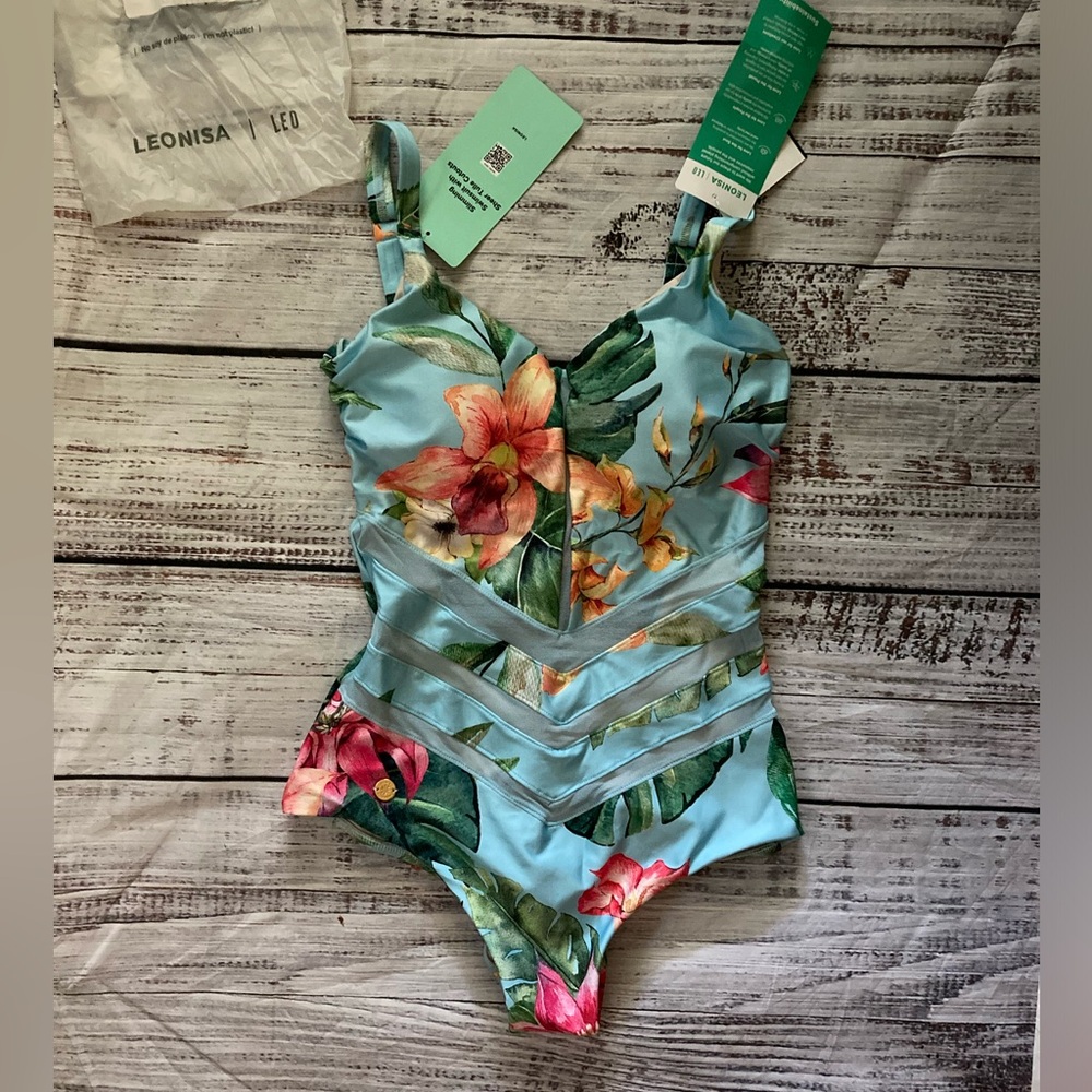 NEW😍Leonisa Slimming One Piece
Swimsuit with Tulle Cutouts - Picture 4 of 9